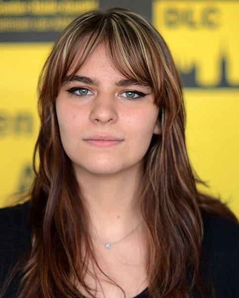 Portrait Angelie Schröter, Auszubildende bei der ADAC Dienstleistungs-Center GmbH