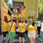 Vorschaubild: Unser Team ist startklar für die Parade © ADAC Dienstleistungs-Center GmbH